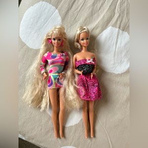 Totally hair Barbie & costume ball Barbie